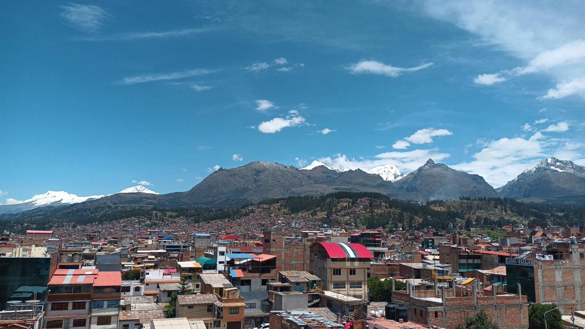 El Amauta De Los Andes Lodging Erik House Hostel Huaraz  Buitenkant foto